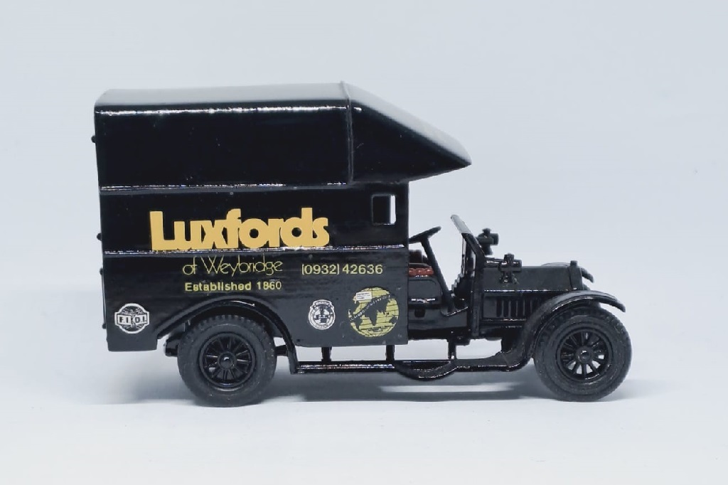 AC163; Luxford; 1918 Crossley Lorry